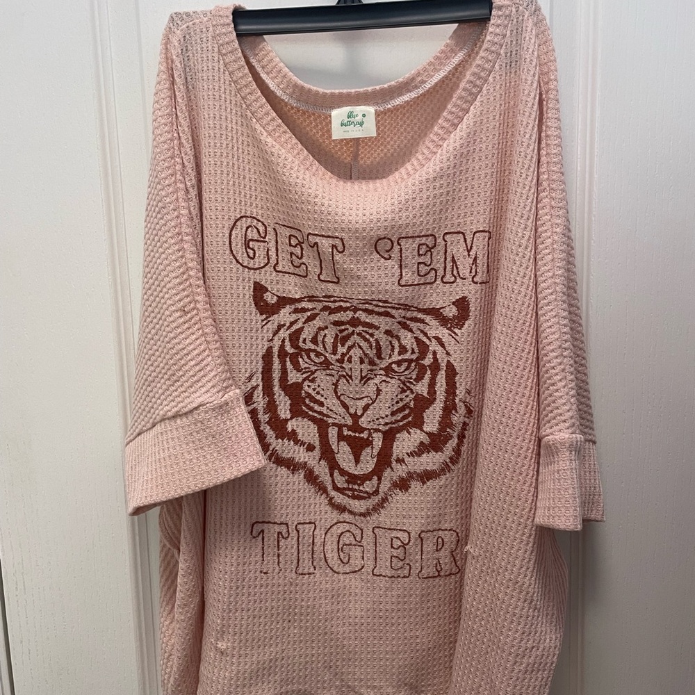 Pink Tiger Graphic Sweater Tee